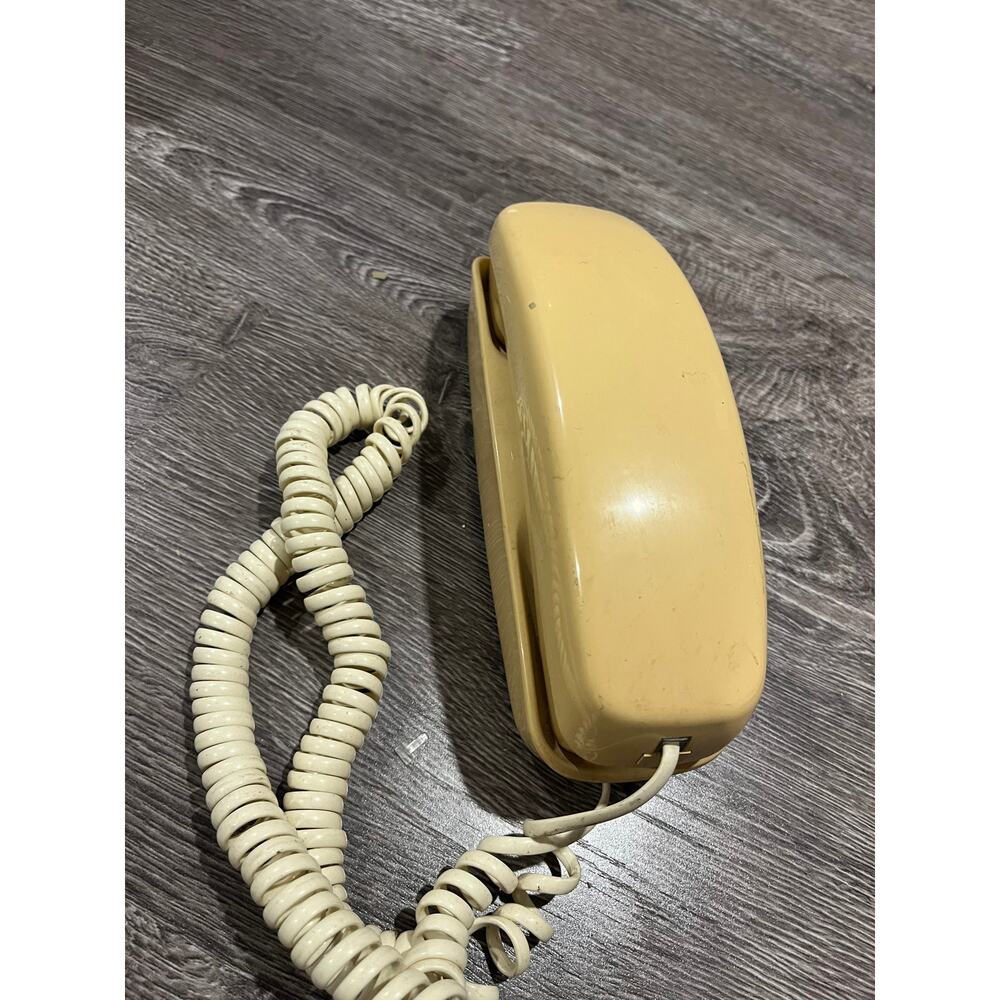 VTG Western Electric Trimline telephone (3)